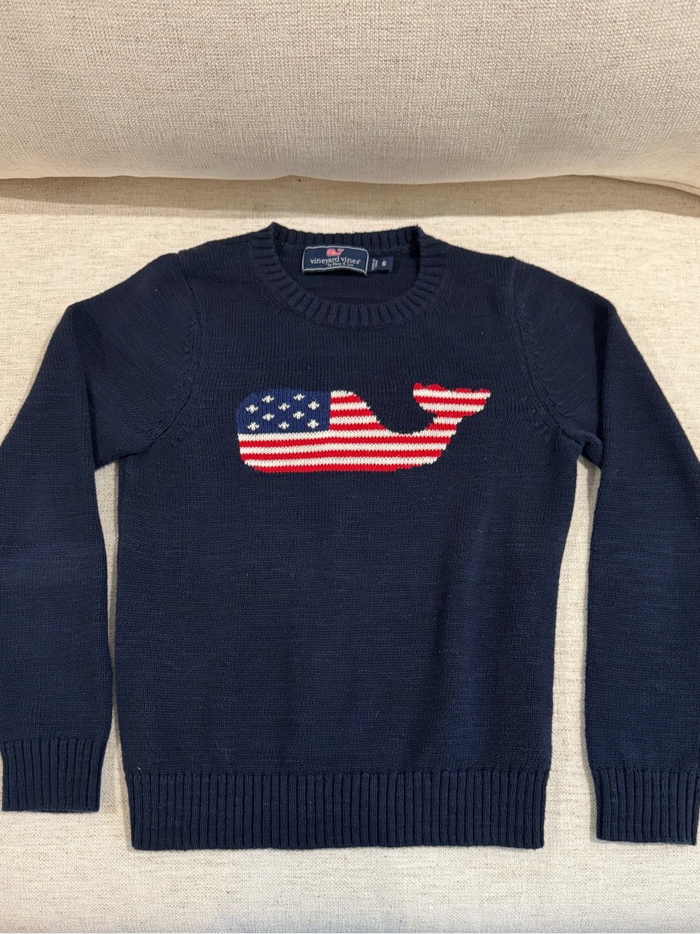 Boys Vineyard Vines American Flag/Whale Navy Blue Sweater. Sz. 6.